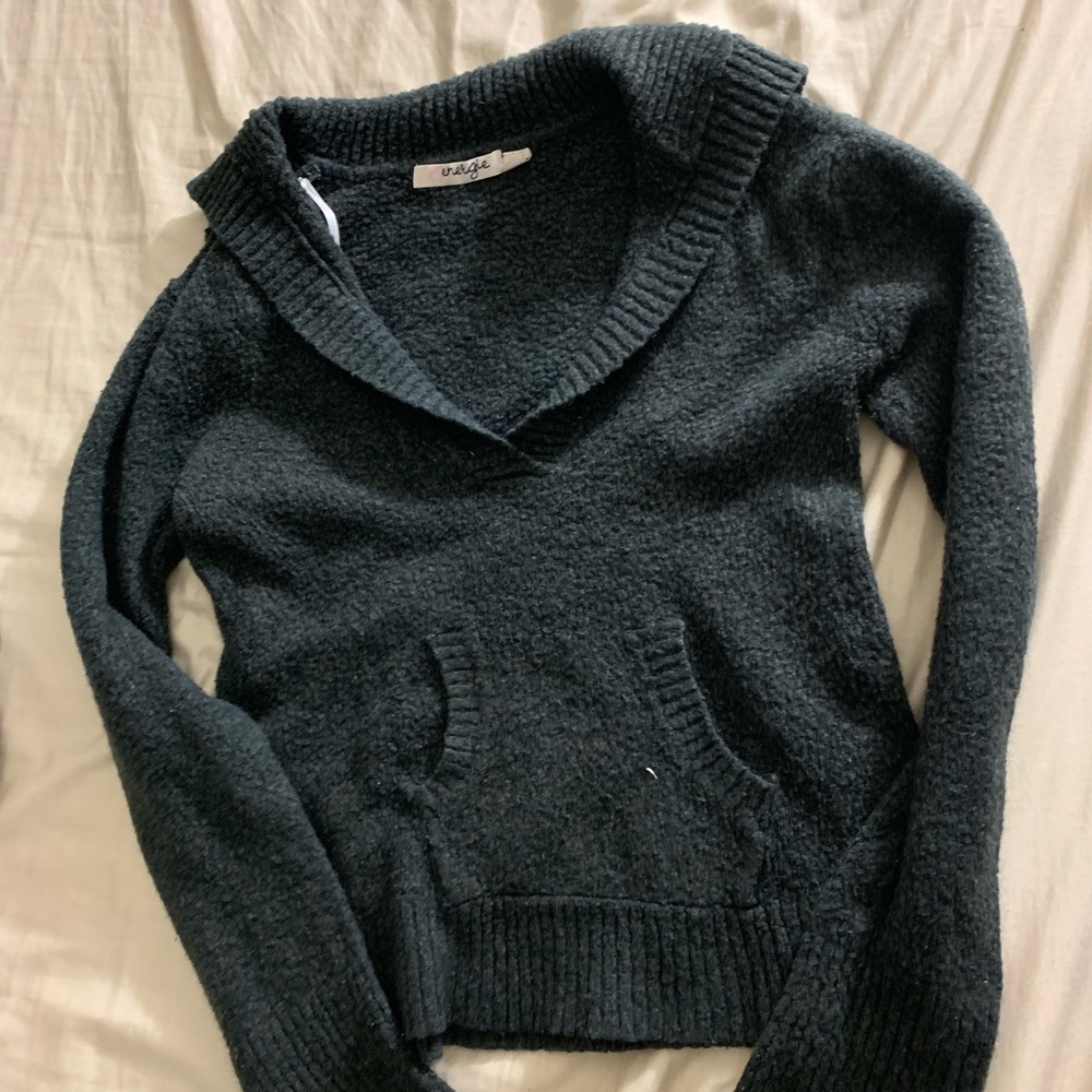 Grey sweater